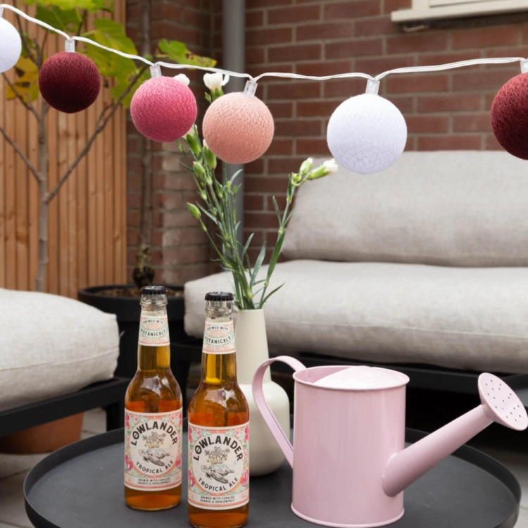 cotton-ball-lights-outdoor-light-string-baya-mood-05.jpg