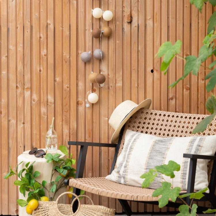 cotton-ball-lights-outdoor-light-string-caramelo-mood-06.jpg