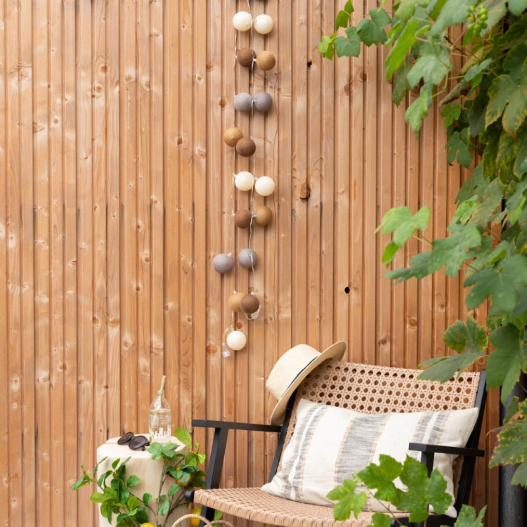 cotton-ball-lights-outdoor-light-string-caramelo-mood-07.jpg
