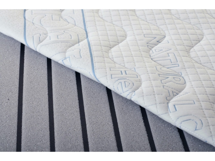 Materac z lateksem Hevea Snudo Max2.jpg