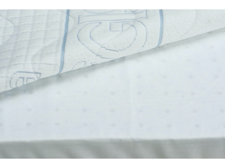 Materac z lateksem Hevea Baby Comfort7.jpg