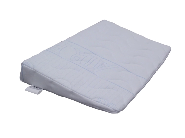 Poduszka klin Hevea Baby.jpg