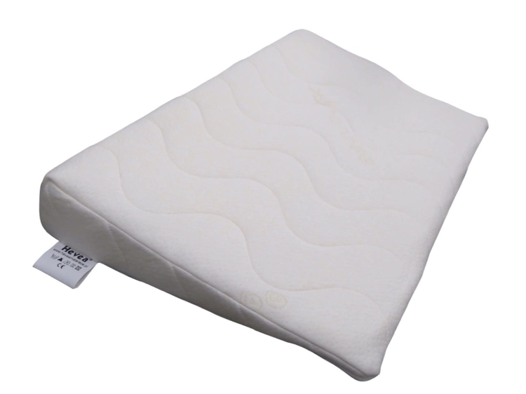 Poduszka klin Hevea Baby3.jpg