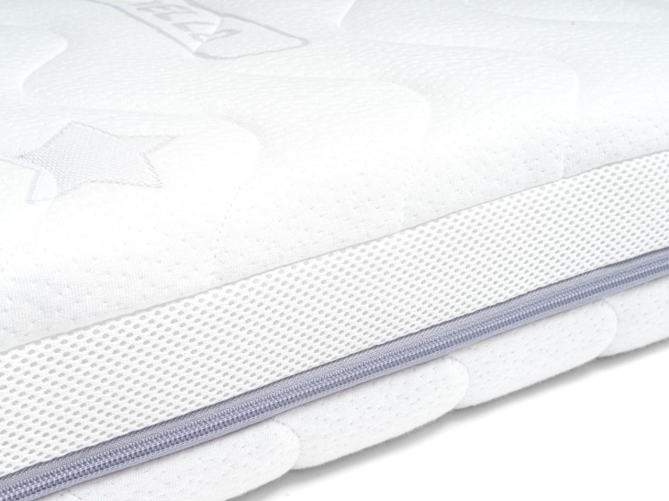 Materac lateksowy Hevea Junior Graffiti2.jpg