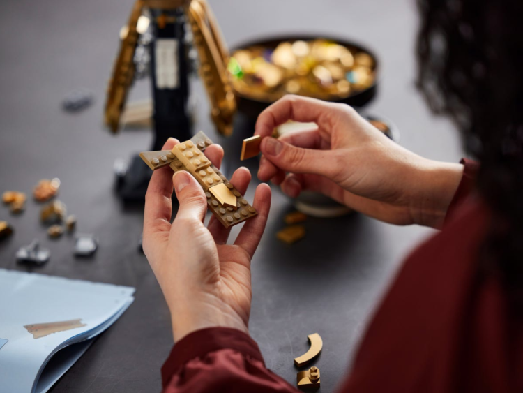 RĘKAWICA NIESKOŃCZONOŚCI - Klocki Lego 76191 Marvel 18+ (16).png